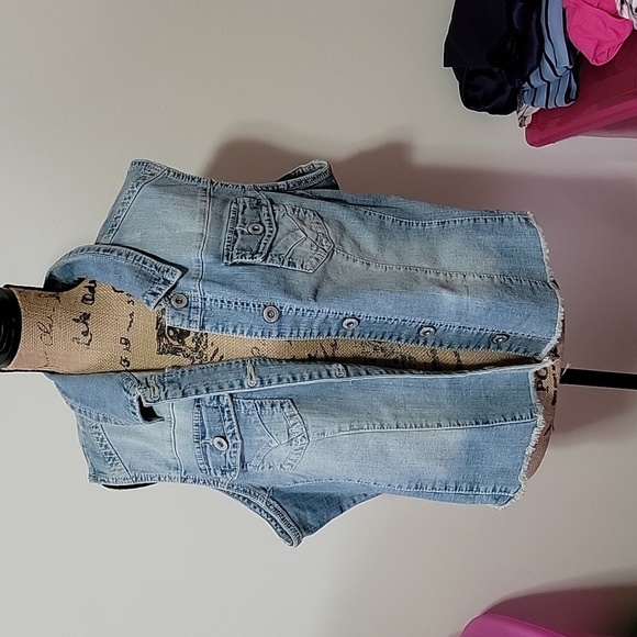 Maurices Jackets & Blazers - Maurices size 3 light blue jean vest.